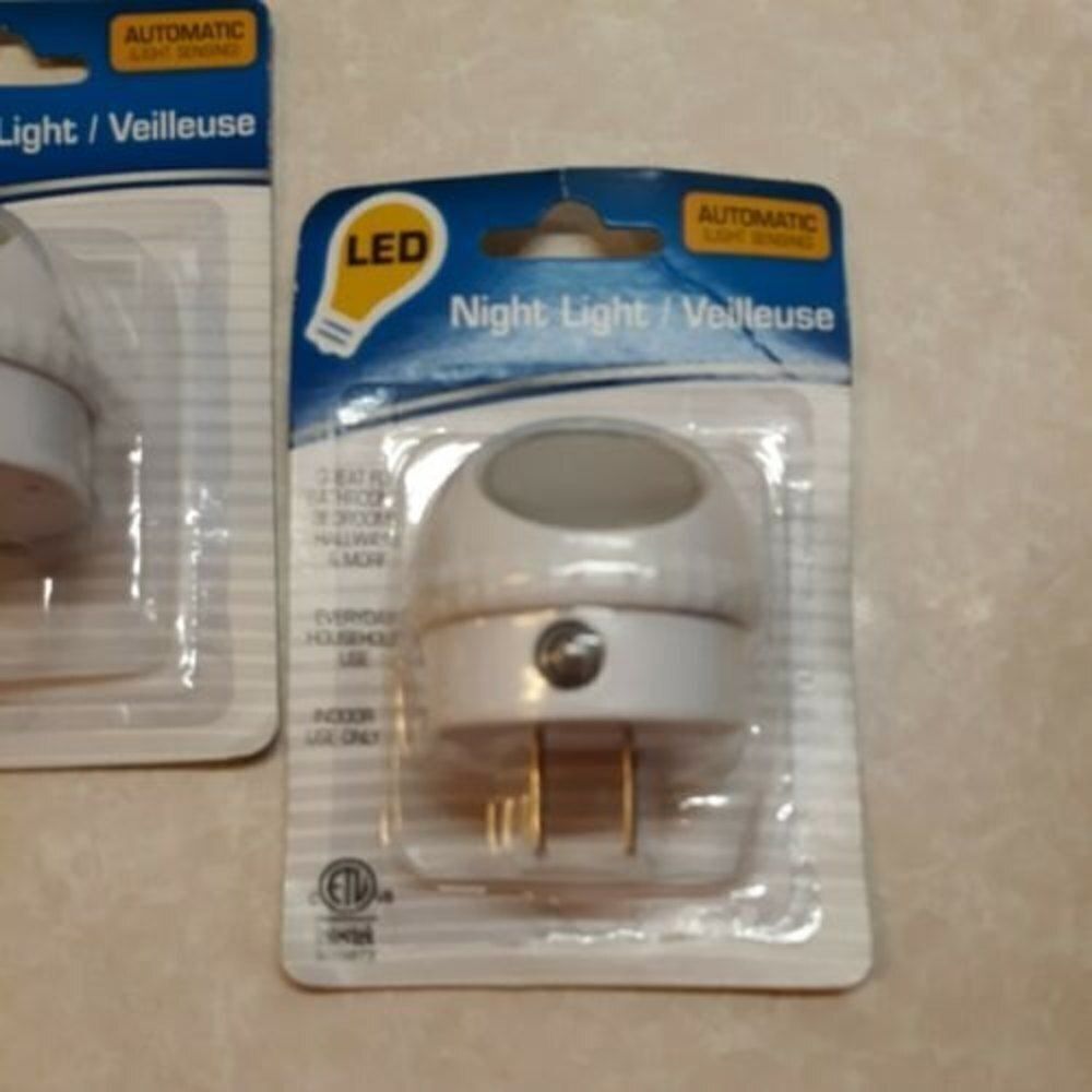 LED with Auto Light-Sensing Dusk to Dawn Dome-Shaped Night Light Set of 6